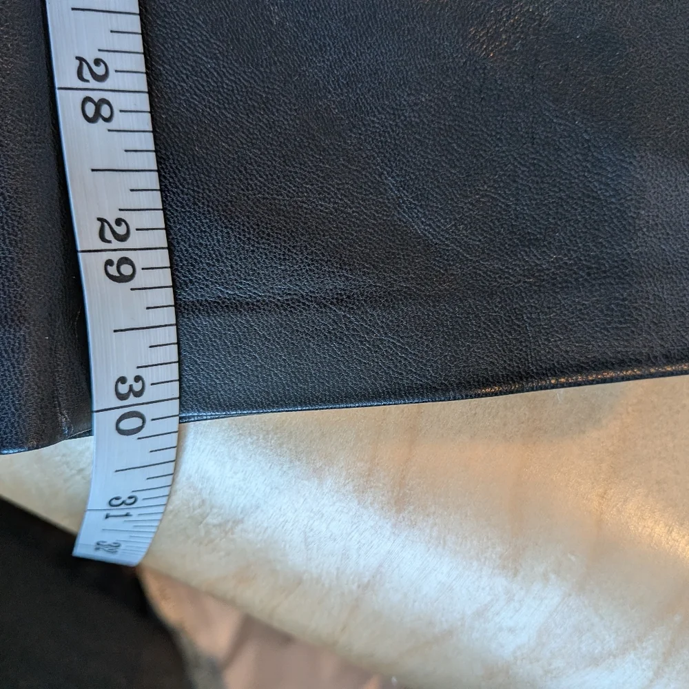 Aritzia Wilfred Melina Vegan Leather Pants - Black - Size 6